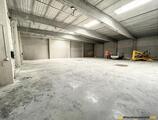 Warehouses to let in Entrepôt 260 m² à 520 m²