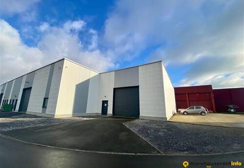 Warehouses to let in Entrepôt 200 m²