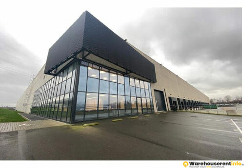 Warehouses to let in Entrepôt 7 587m²