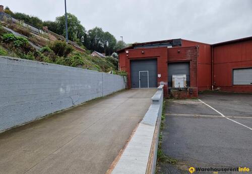 Warehouses to let in Entrepôt à louer