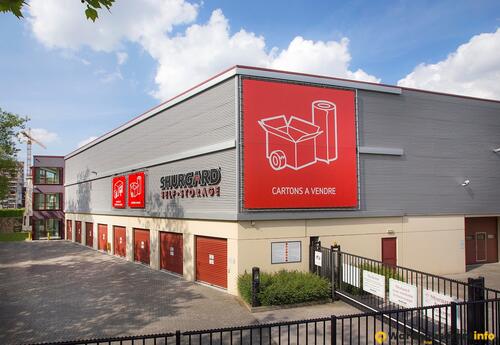 Warehouses to let in Storage units and furniture storage at Shurgard Brussels - Evere