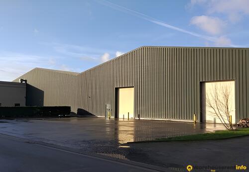 Warehouses to let in Avenue Des Artisans 35