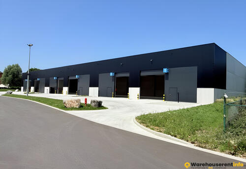 Warehouses to let in BLERIOT WAREHOUSE