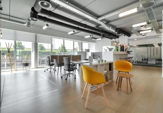 Adaptable workspace in Regus Roeselare West Wing Park